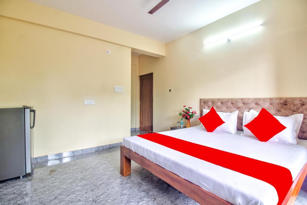 Renuka Holiday Inn Calangute Zewnętrze zdjęcie