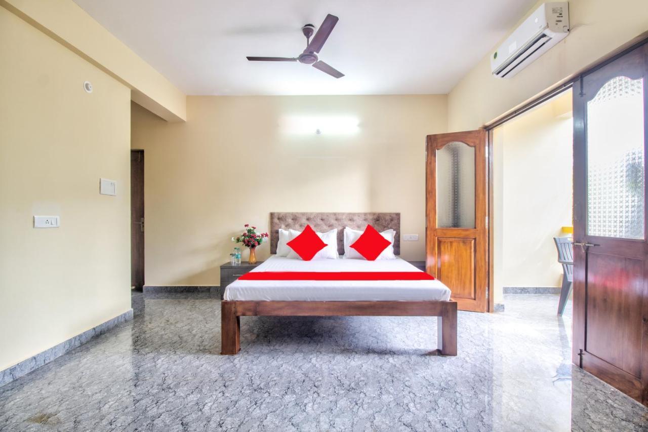 Renuka Holiday Inn Calangute Zewnętrze zdjęcie